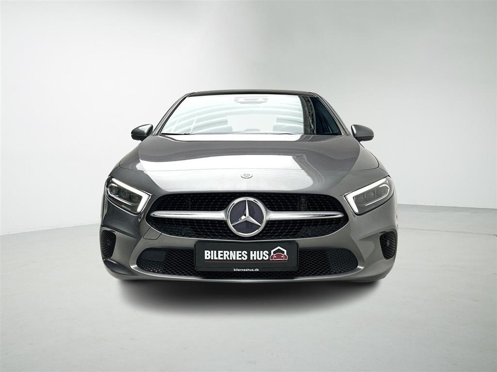 Mercedes-Benz A200 Progressive billede 6