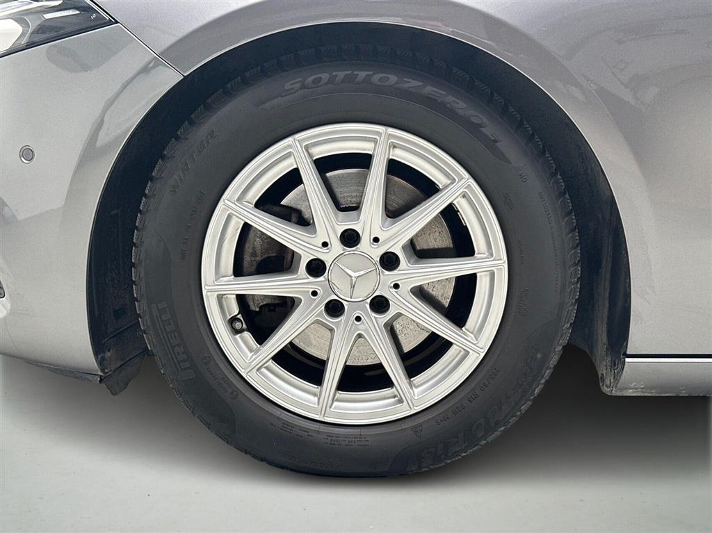 Mercedes-Benz A200 Progressive billede 8