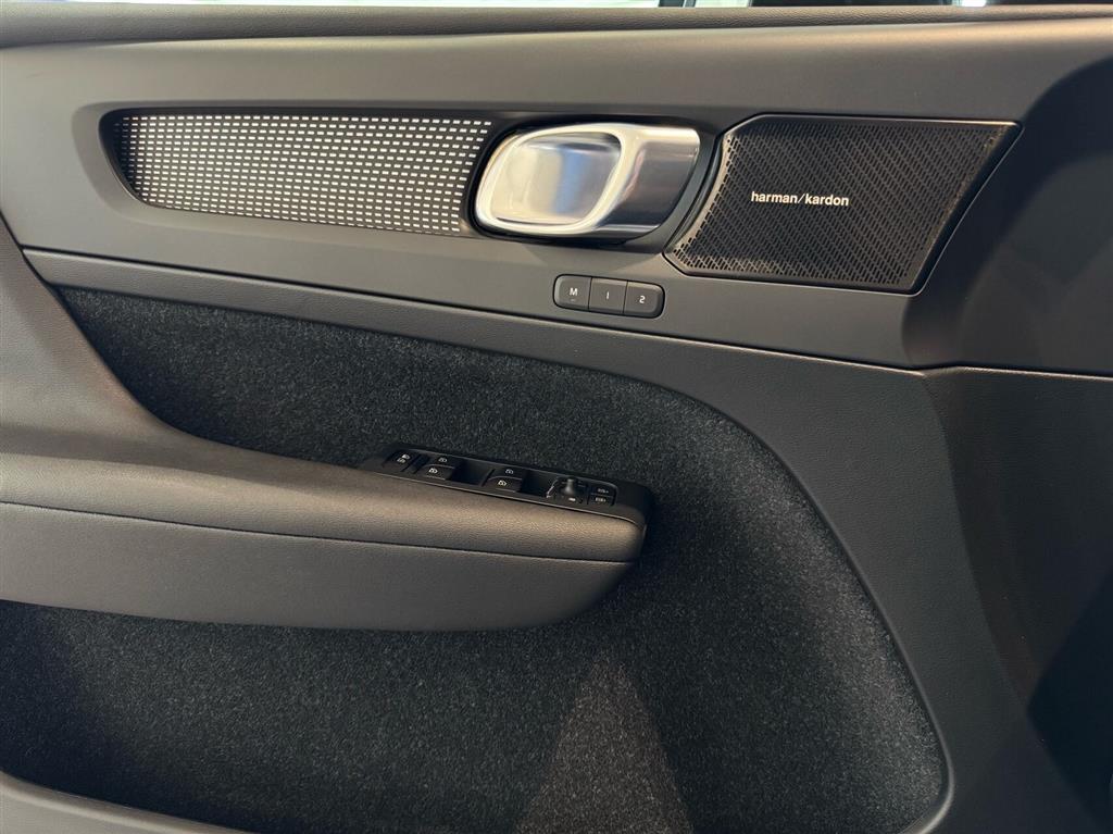 Volvo XC40 R-design billede 22