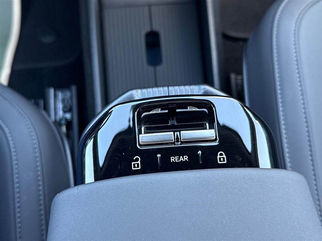 Volvo EX30 Ultra billede 16