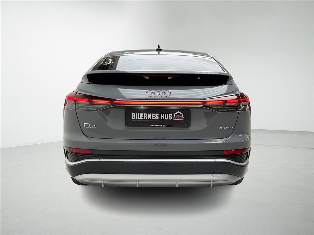 Audi Q4 S Line billede 8