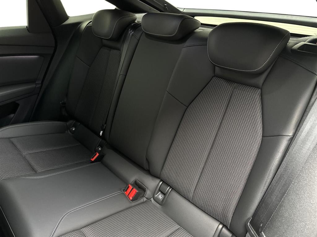 Audi Q4 S Line billede 13