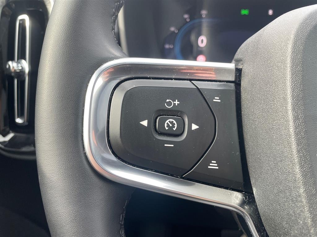 Volvo EX40 Black Edition billede 17