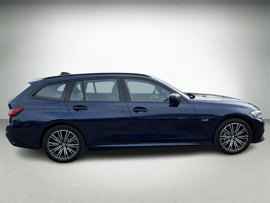 BMW 330e M-Sport billede 6