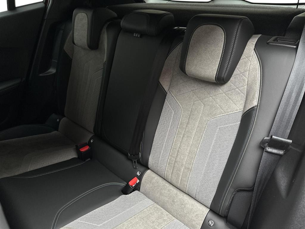 Peugeot e-2008 GT Pack billede 13