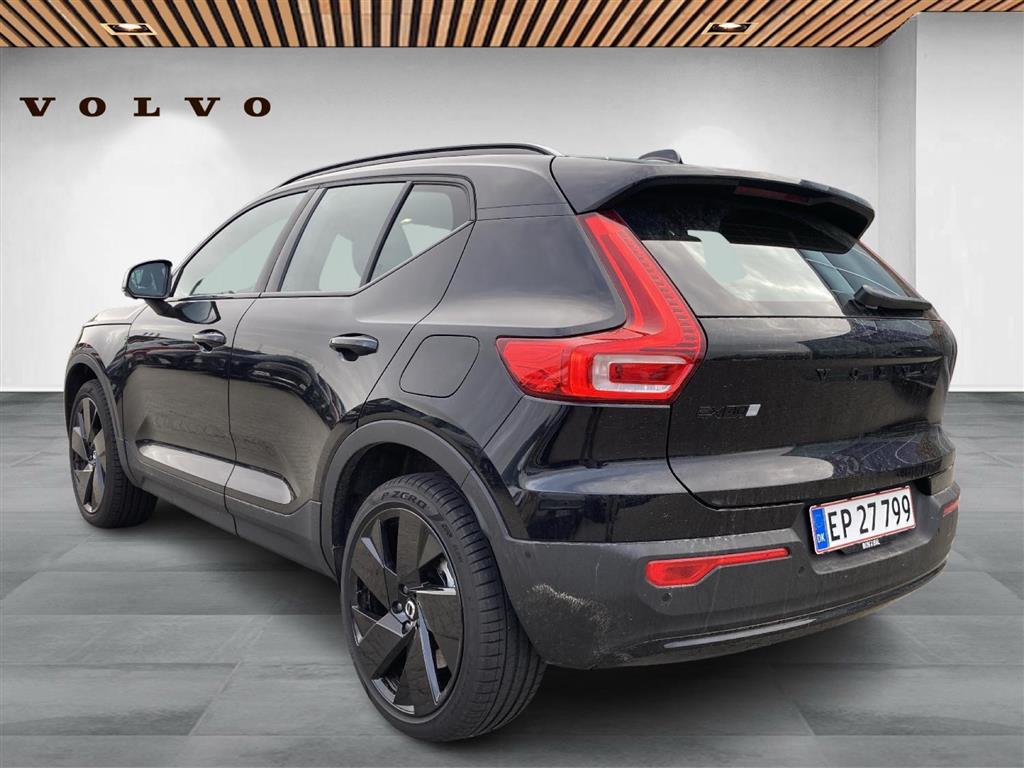 Volvo EX40 Black Edition billede 3