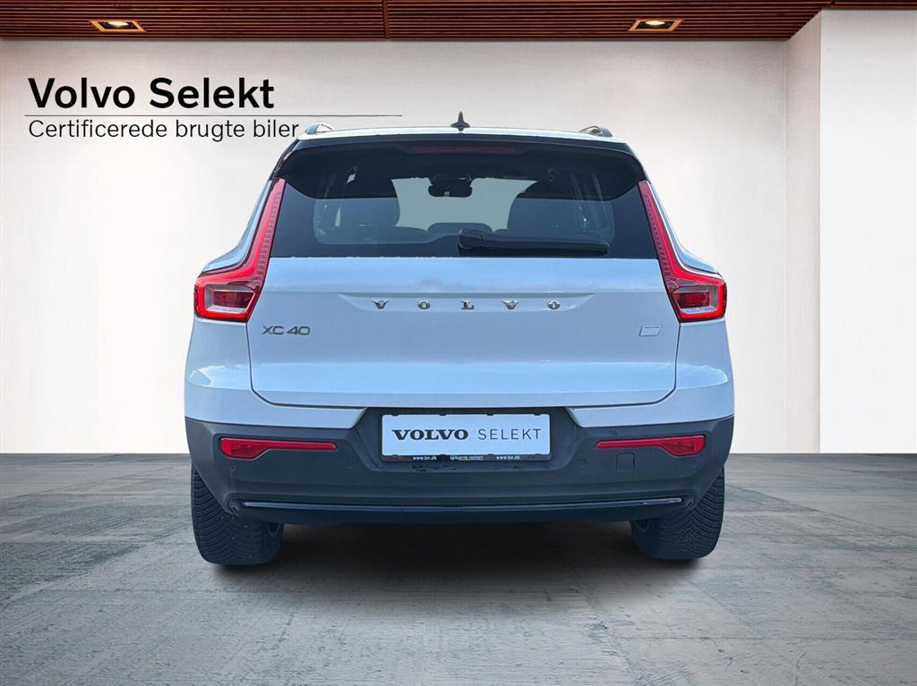 Volvo XC40 Plus billede 8
