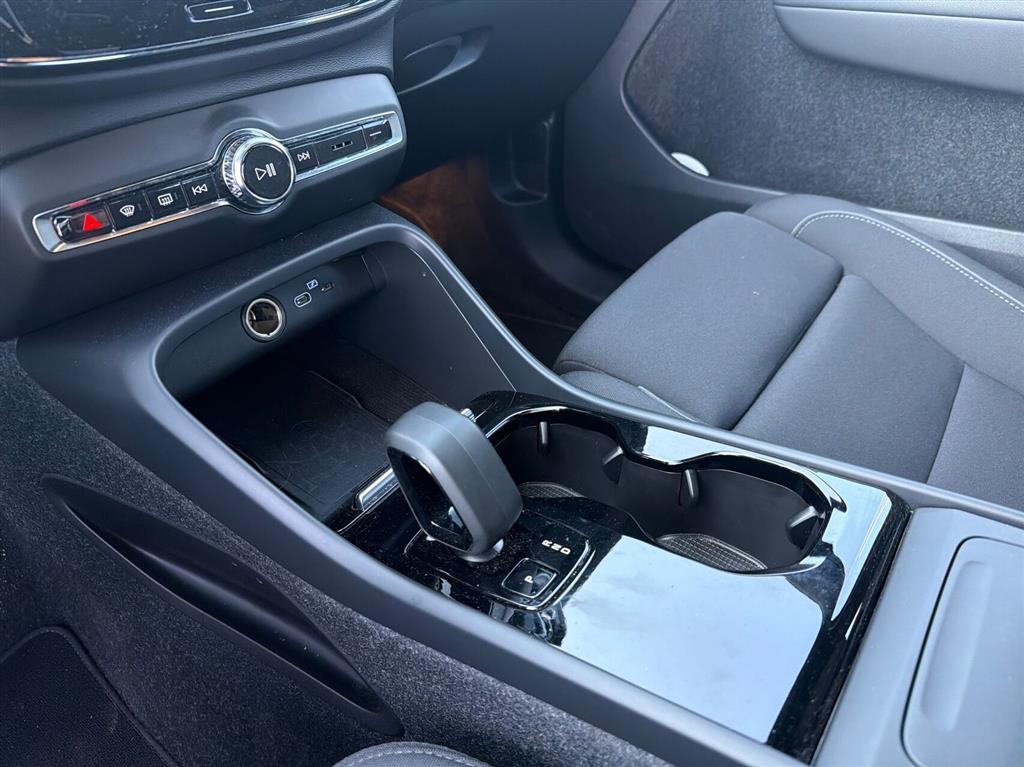 Volvo XC40 Plus billede 16