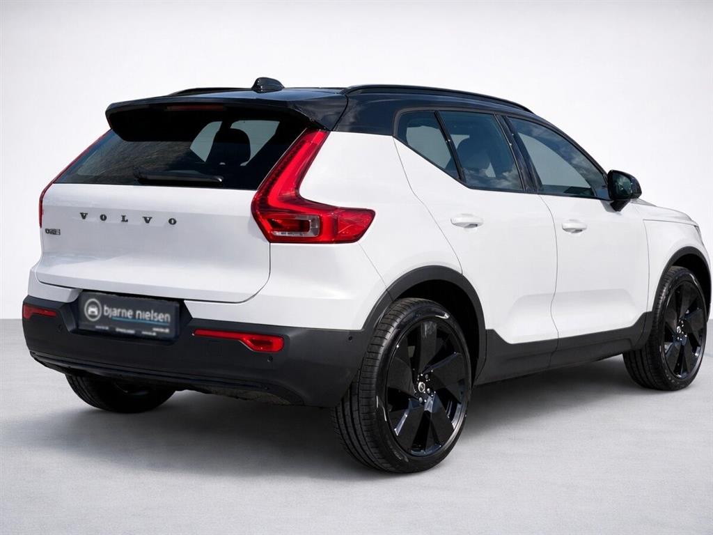 Volvo EX40 Black Edition billede 2