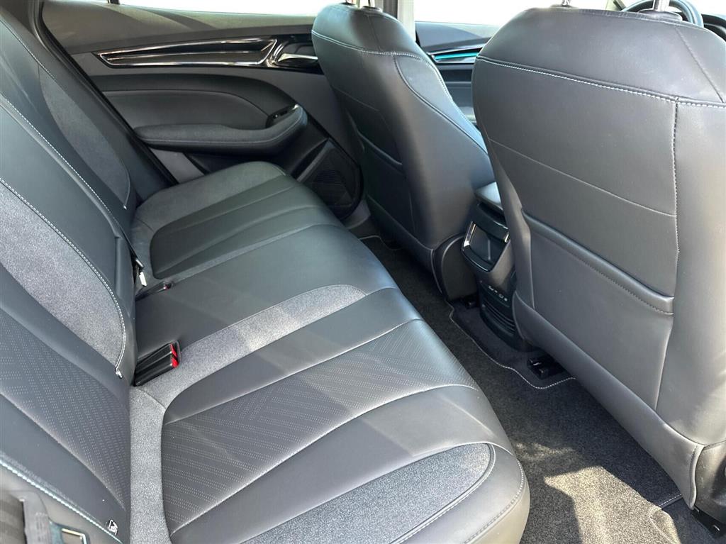MG MG5 Electric Standard Range Luxury billede 12