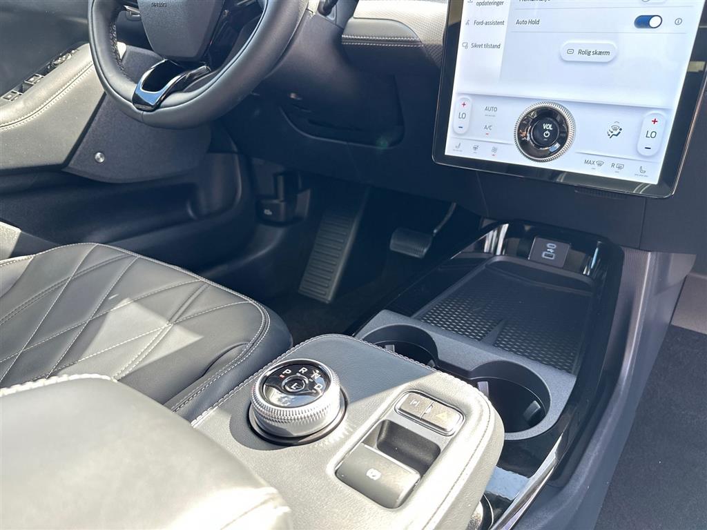 Ford Mustang Mach-E UR billede 15