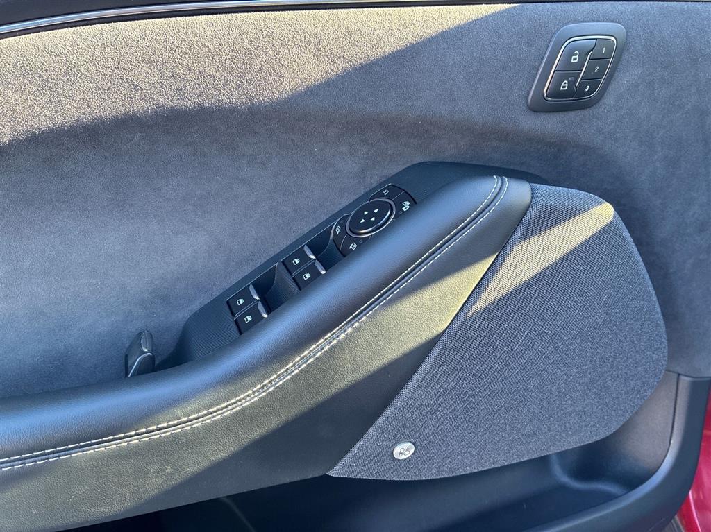 Ford Mustang Mach-E UR billede 16