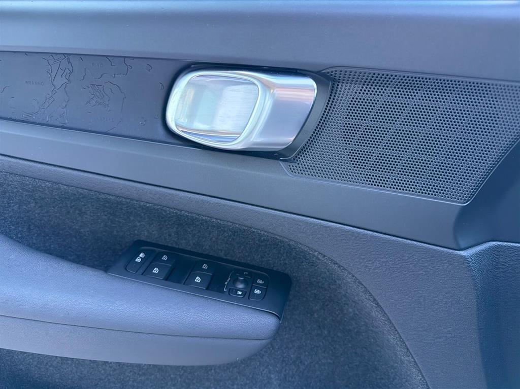 Volvo XC40 Plus billede 18