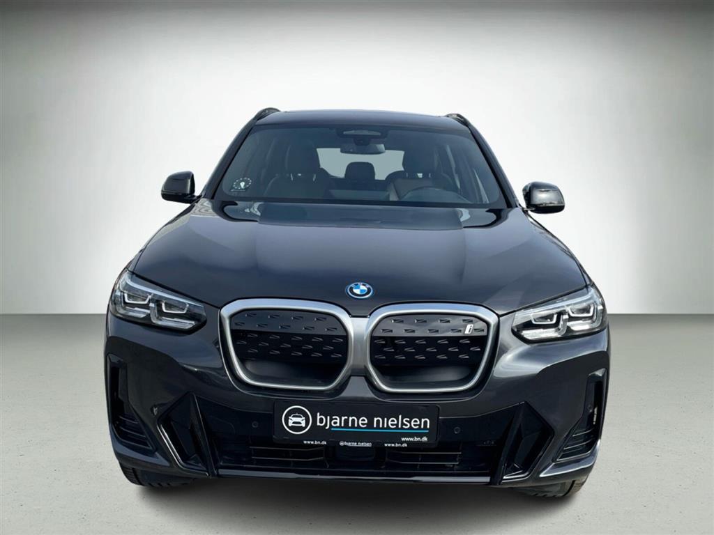 BMW iX3 M-Sport Charged billede 2