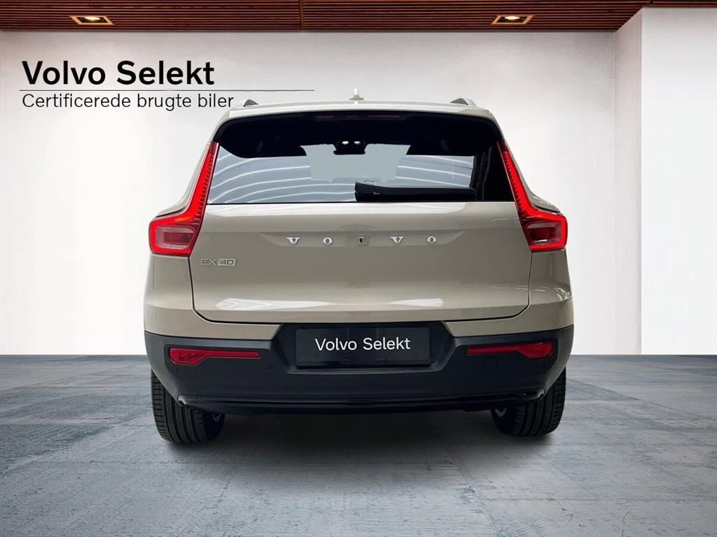 Volvo EX40 Core billede 8