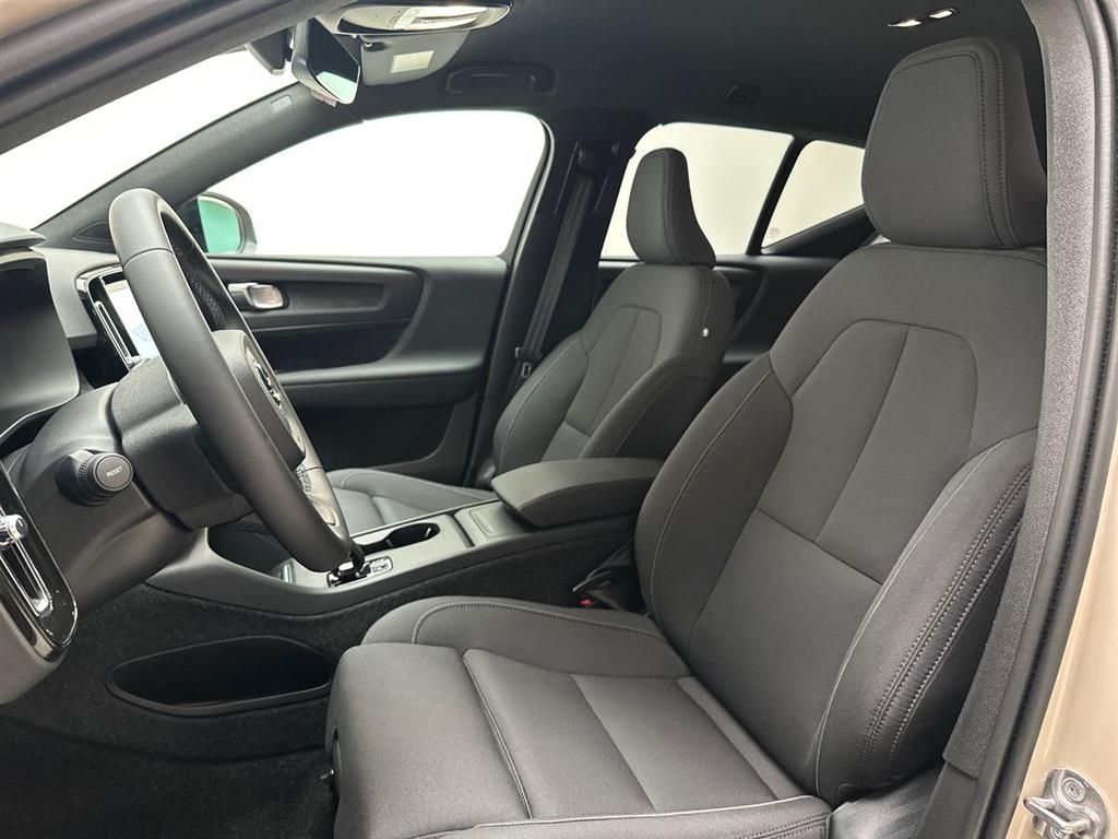 Volvo EX40 Core billede 18