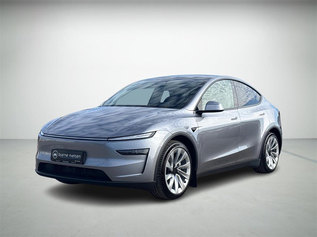 Tesla Model Y Long Range