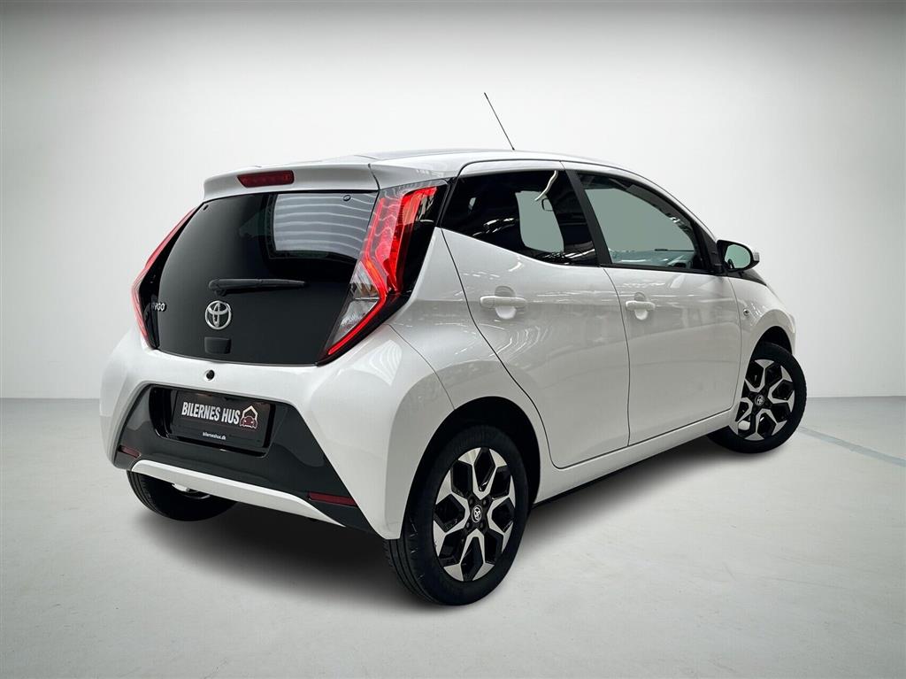 Toyota Aygo X-Press billede 2
