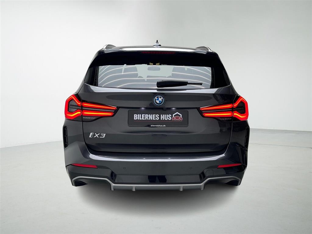 BMW iX3 M-Sport Charged billede 8