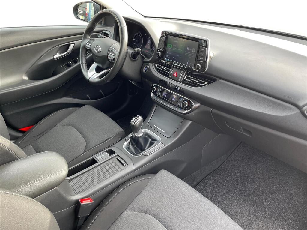 Hyundai i30 Essential billede 10