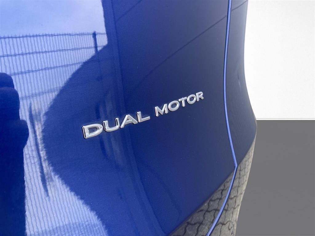 Tesla Model Y Long Range billede 10