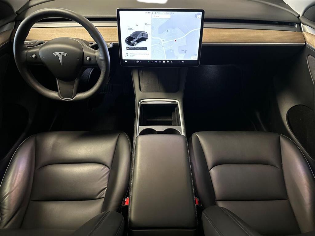 Tesla Model Y Long Range billede 10