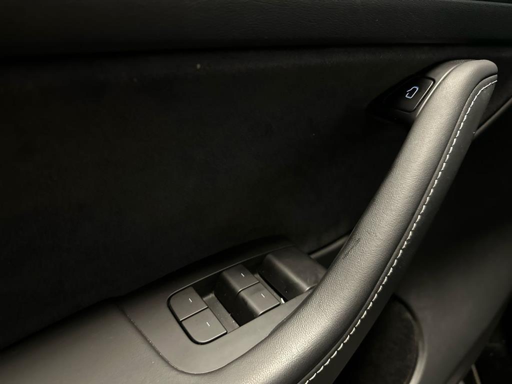 Tesla Model Y Long Range billede 21