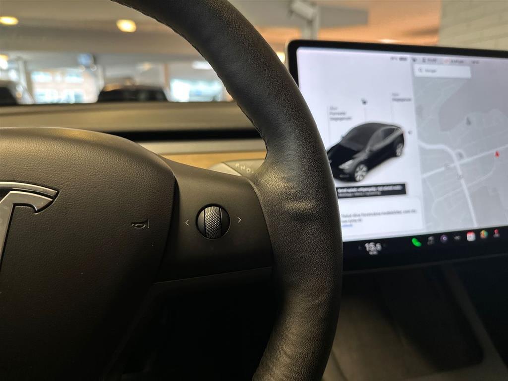 Tesla Model Y Long Range billede 15