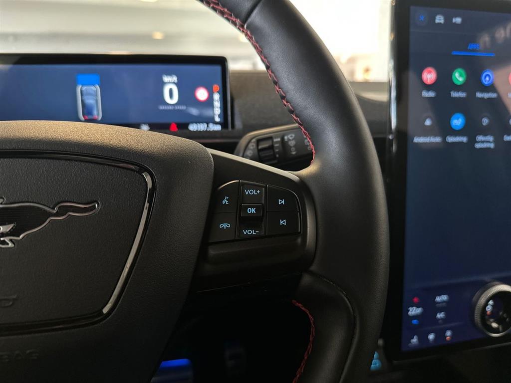 Ford Mustang Mach-E UR billede 14