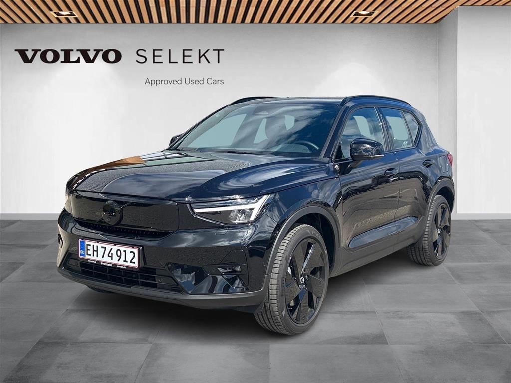 Volvo EX40 Black Edition