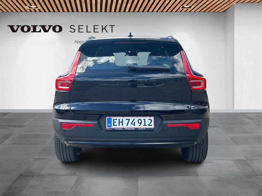 Volvo EX40 Black Edition billede 8