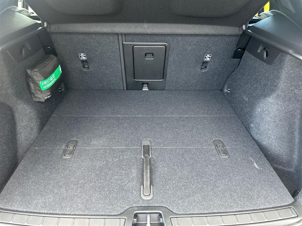 Volvo EX40 Black Edition billede 14