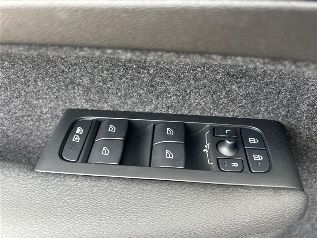 Volvo EX40 Black Edition billede 17