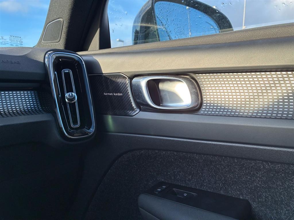 Volvo XC40 R-design billede 11