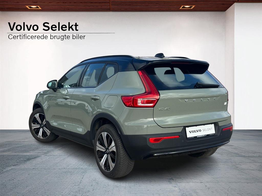 Volvo XC40 Plus billede 2
