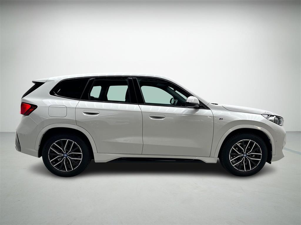 BMW iX1 M-Sport billede 6