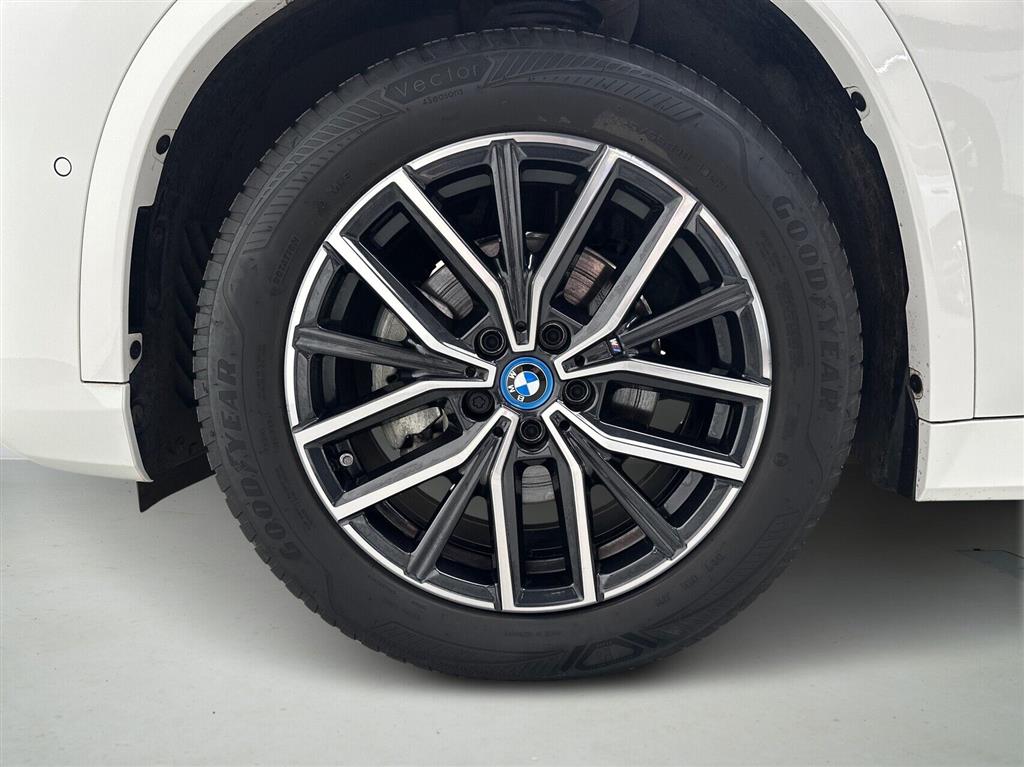 BMW iX1 M-Sport billede 9