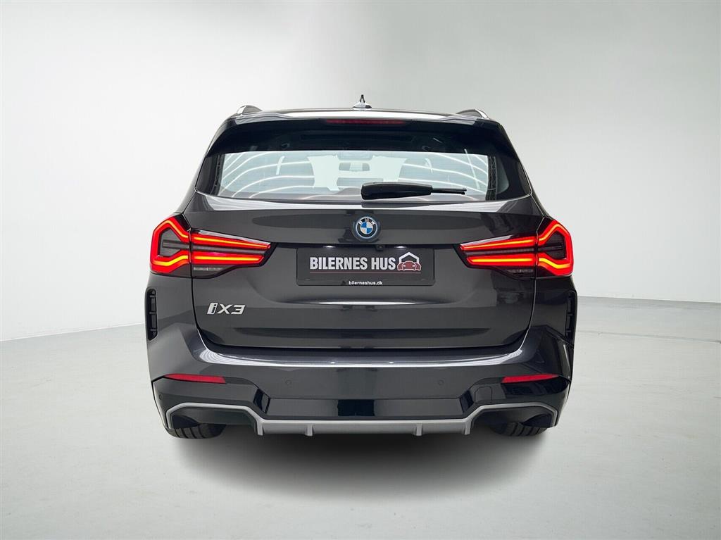 BMW iX3 M-Sport Charged billede 8