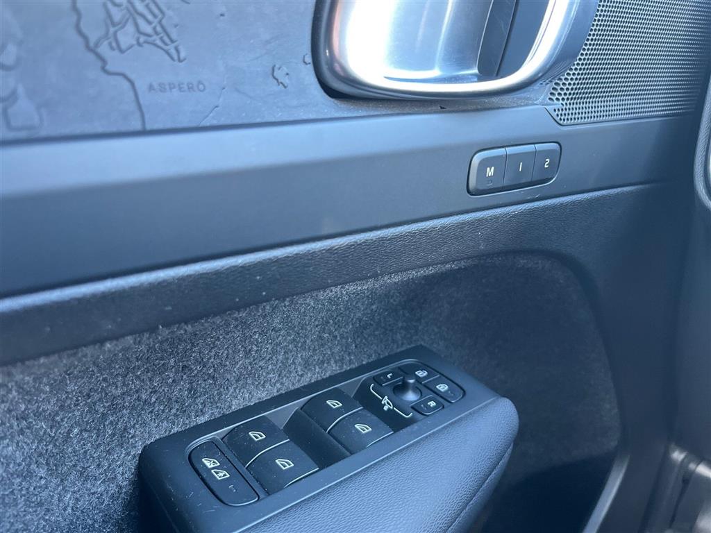 Volvo XC40 Plus billede 16