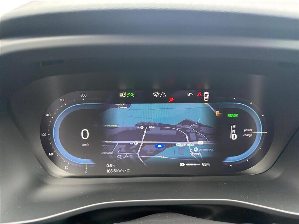 Volvo XC40 Plus billede 13