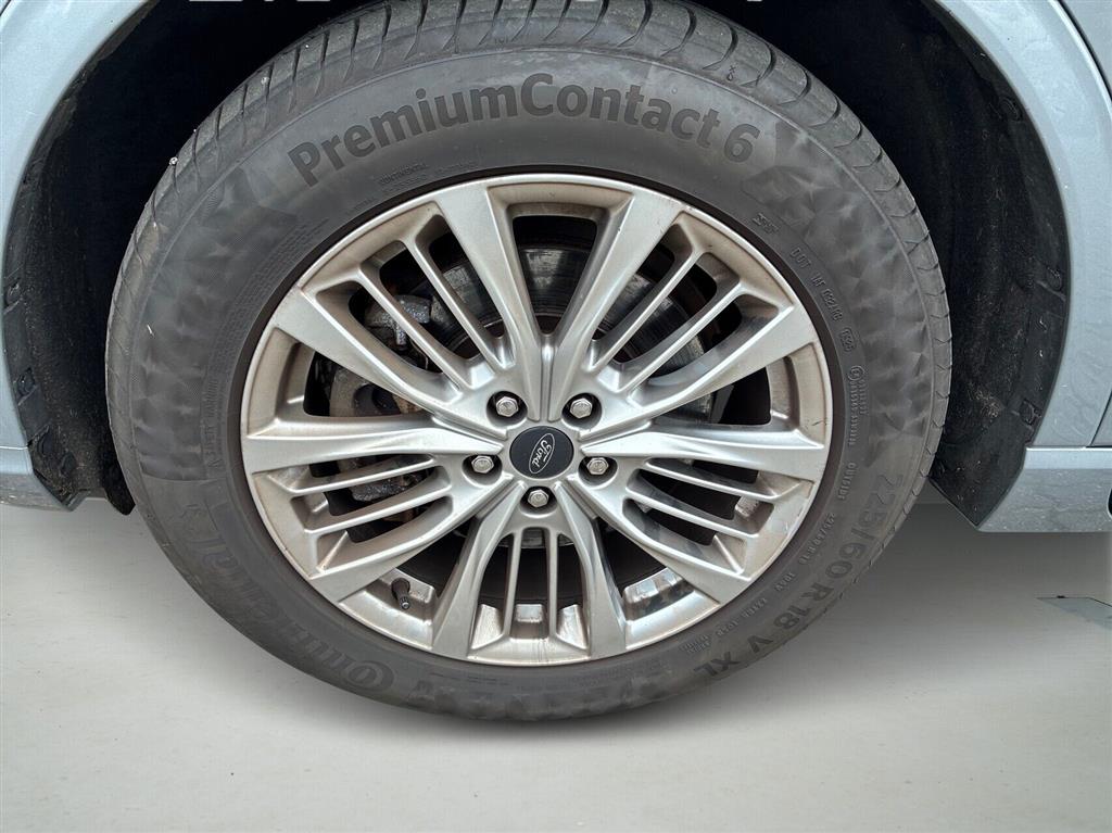 Ford Kuga Vignale billede 8