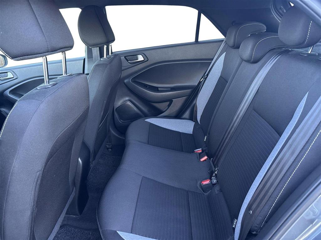 Hyundai i20 Vision Plus billede 6