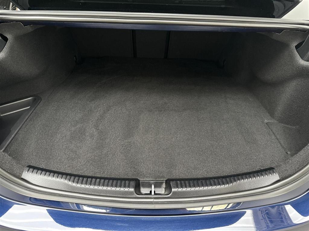 Mercedes-Benz C300 e AMG Line billede 13