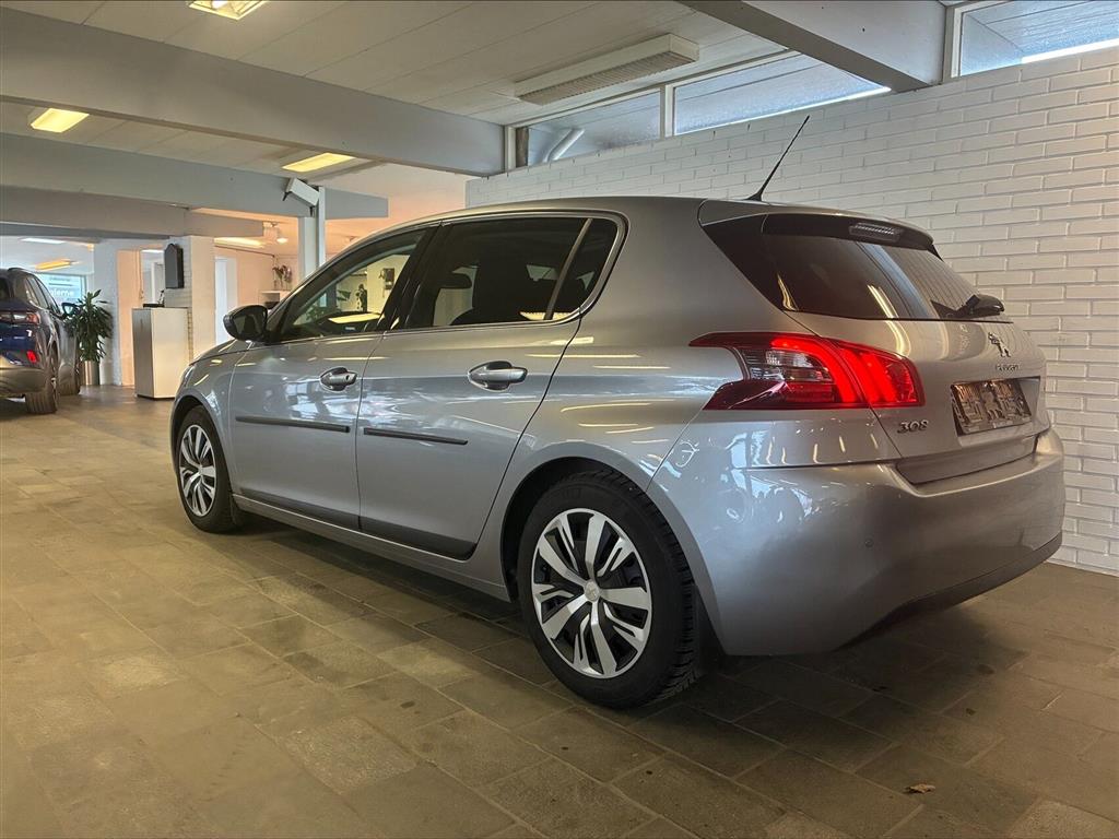 Peugeot 308 Prestige billede 2