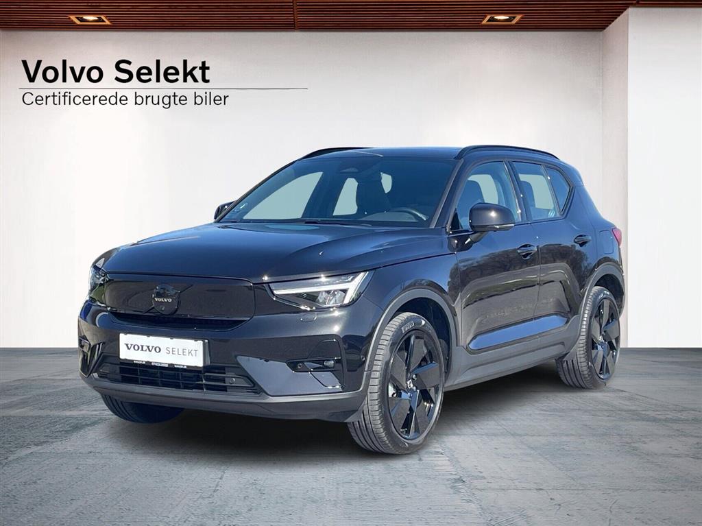 Volvo EX40 Black Edition