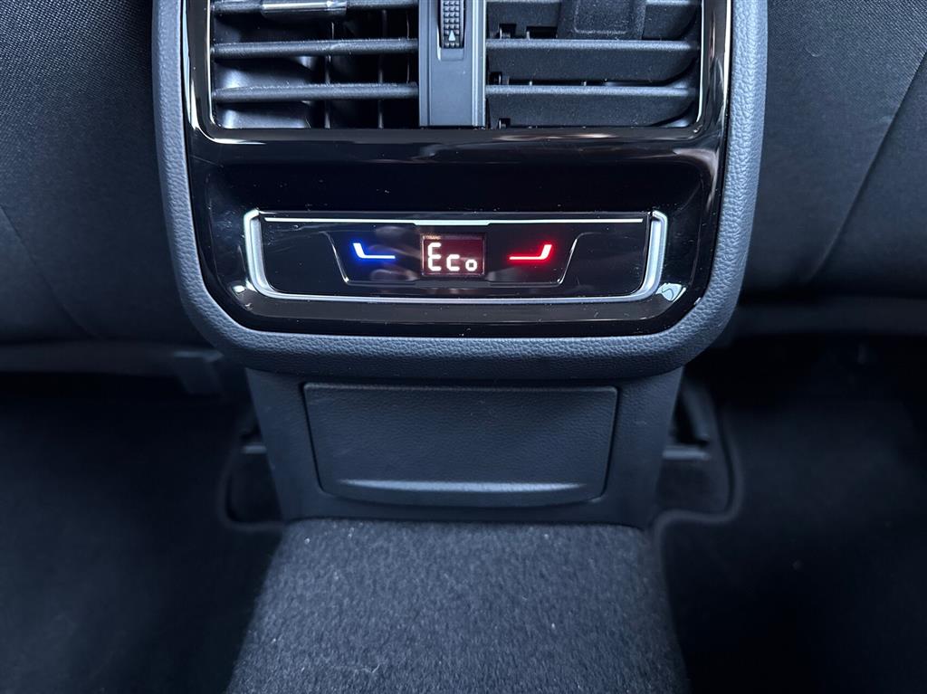 VW Passat GTE HIGH billede 24