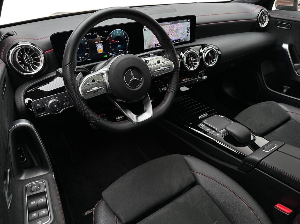 Mercedes-Benz CLA250 e AMG Line billede 4