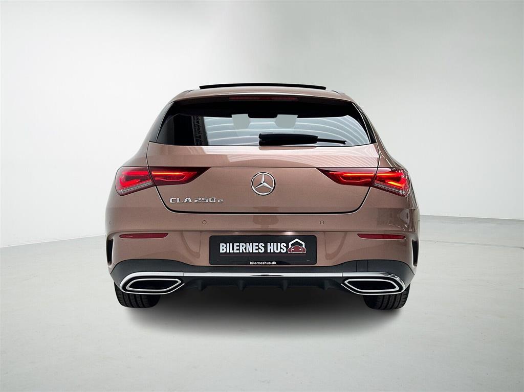 Mercedes-Benz CLA250 e AMG Line billede 8