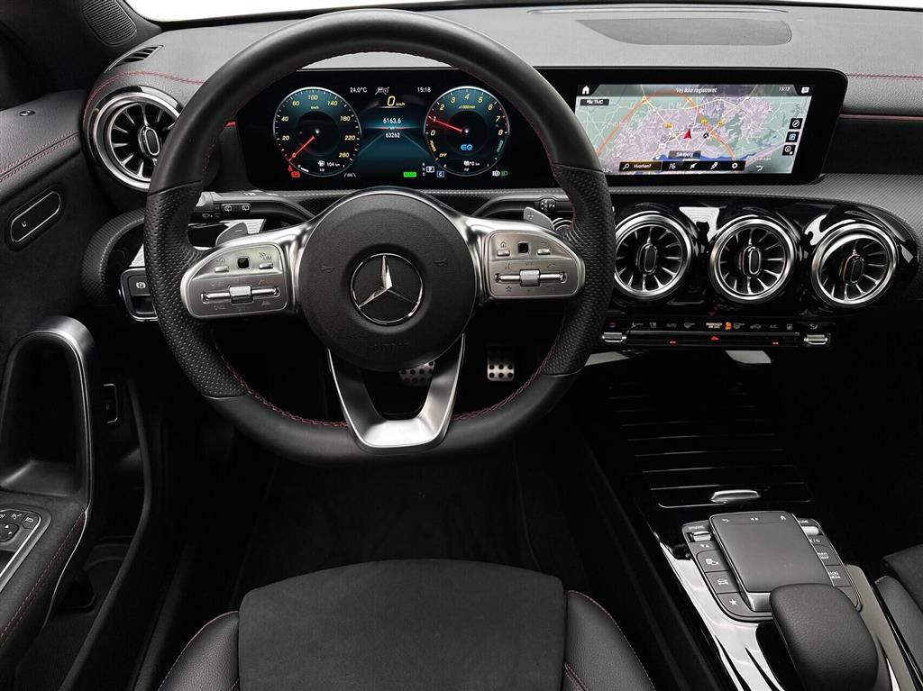Mercedes-Benz CLA250 e AMG Line billede 10