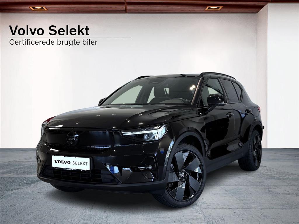 Volvo EX40 Black Edition